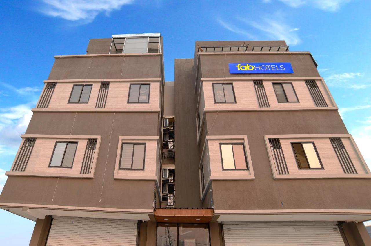 Fabhotel Dev'S Inn Indore Eksteriør billede